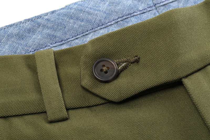 Everyday Chino in Olive